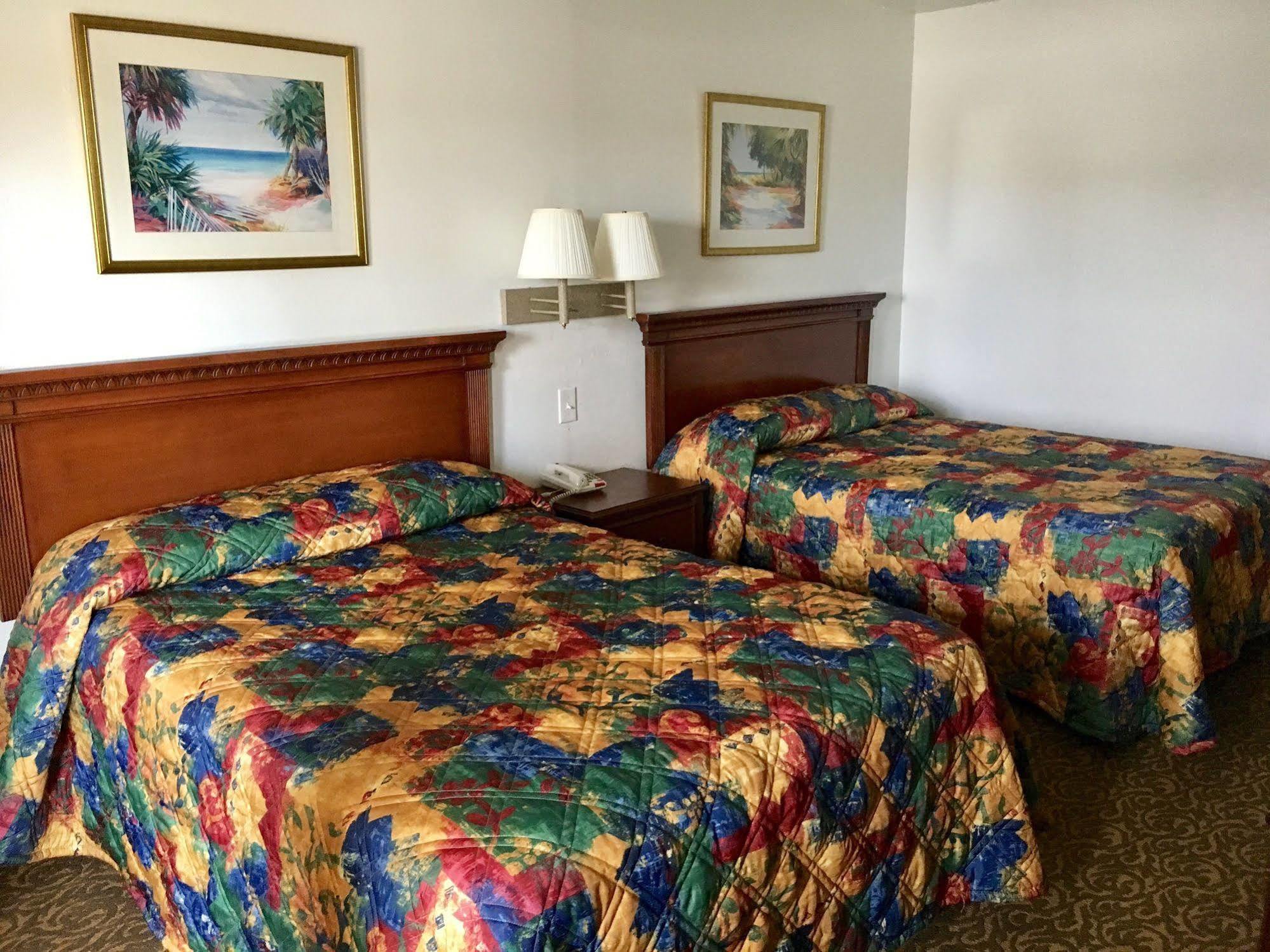 Orient Park East Lake Inn מראה חיצוני תמונה